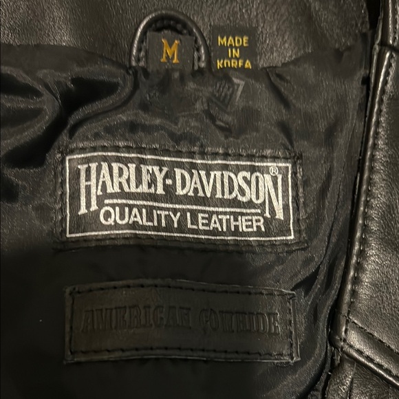 Harley-Davidson Black Leather Vest with Fringe - Picture 2 of 6